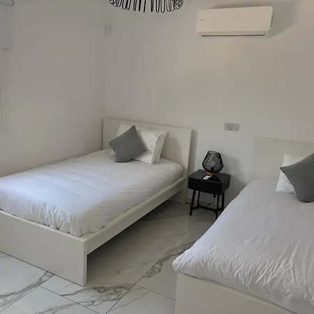 Villa Luxury Coral View, Peyia, *